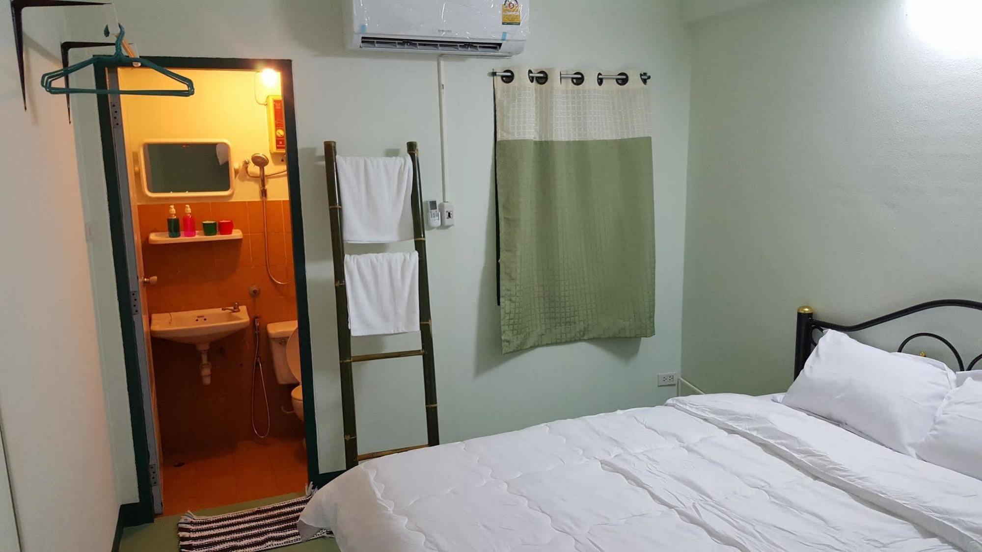 Thailand Guest House Csiangmaj Kültér fotó